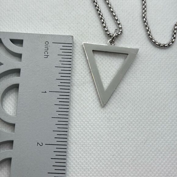 NWOT Titanium steel triangle pendant and chain - Picture 4 of 4